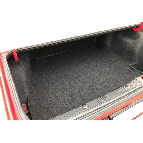 BMW E30 BAGASJETEPPE