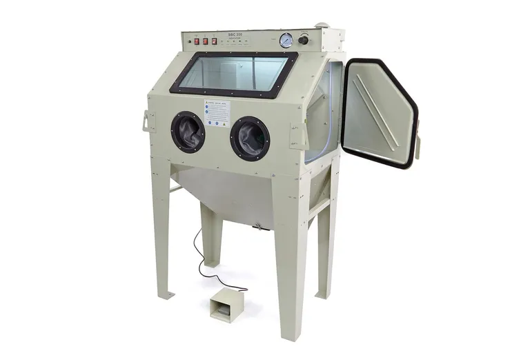 Sandblåsekabinett med avsug, 350 l.