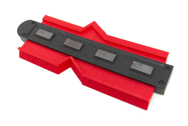 Profilmal - låsbar med vater, 26 cm. 