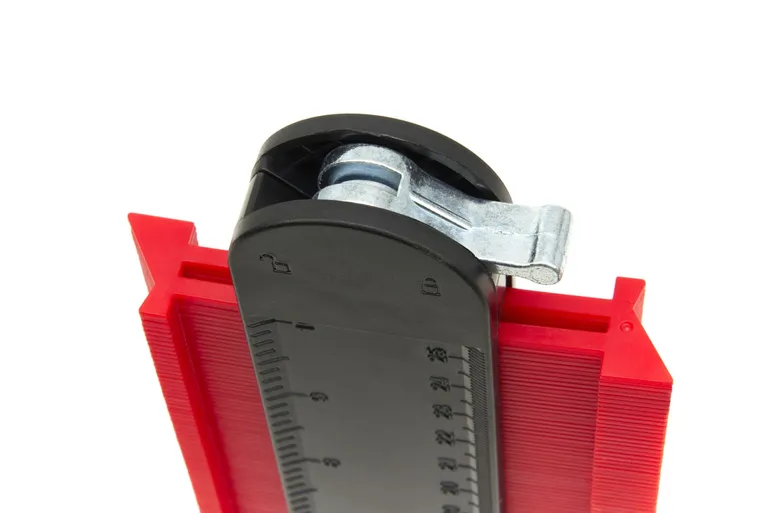 Profilmal - låsbar med vater, 26 cm. 