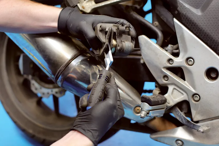 Pressverktøy for bremsekalipere på MC