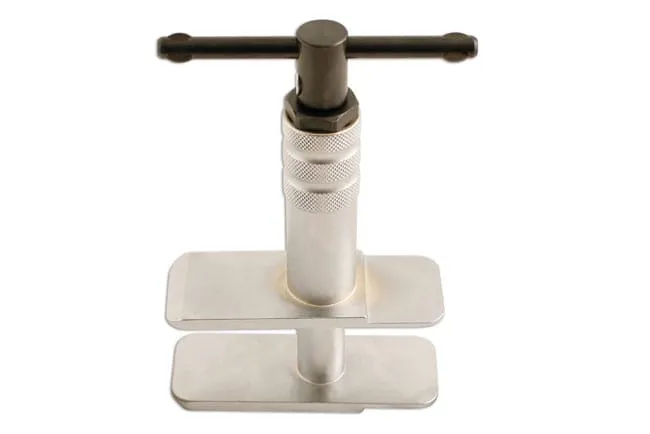 Pressverktøy for bremsekalipere på MC