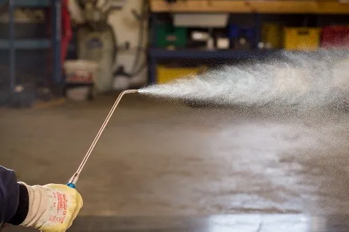 Fluid Film, pakke med trykkpistol