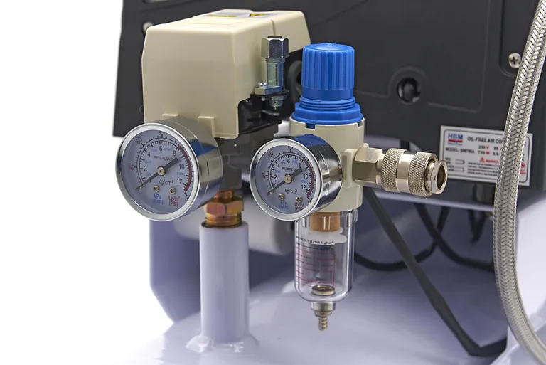 Stillegående kompressor, 4 hk./80 l. 