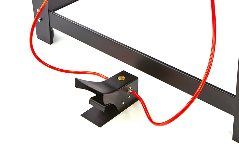 Sandblåsekabinett med avsug, 990 l. sort