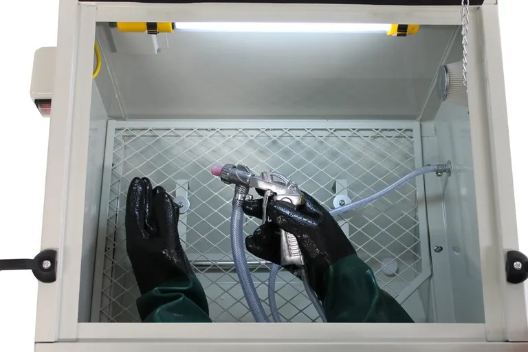 Sandblåsekabinett, benkmodell