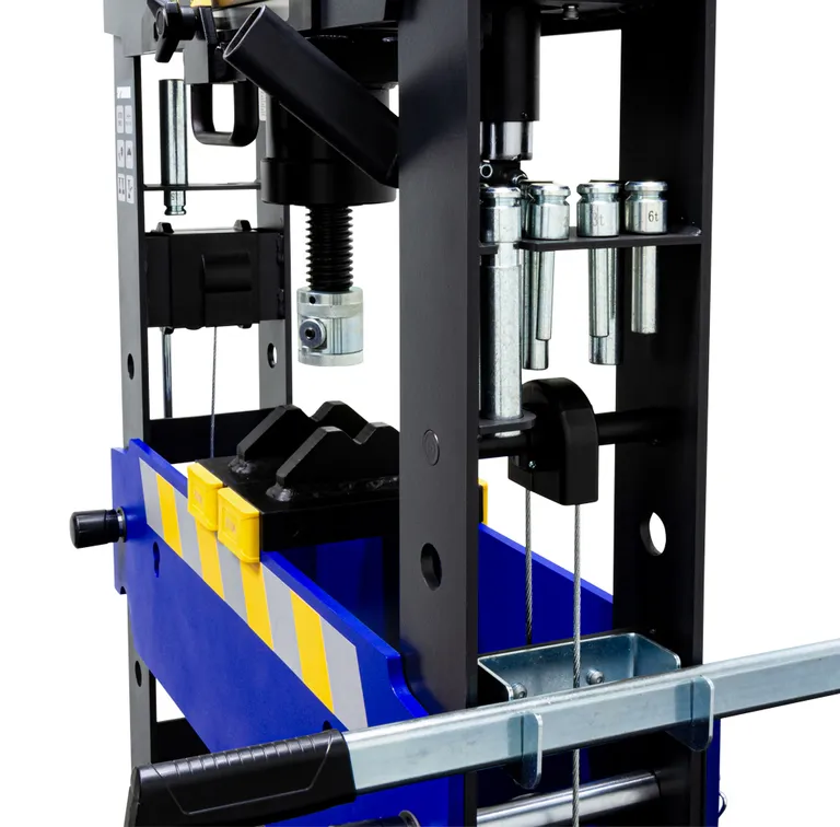 MAMMUTH verkstedpresse 30 t. lufthydraulisk