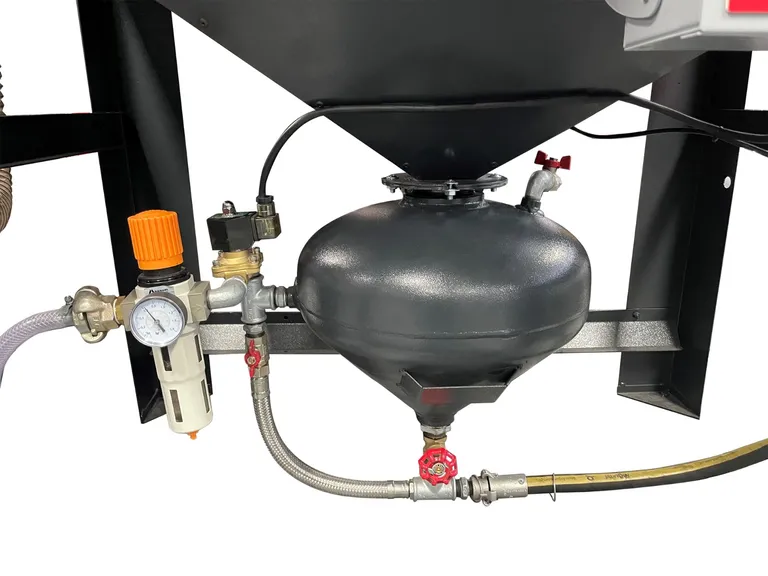 Sandblåsekabinett med trykklokke, 350 l.